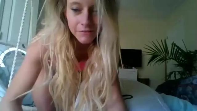 Image 8 of tiffanydove Stream on Chaturbate on 14 months ago