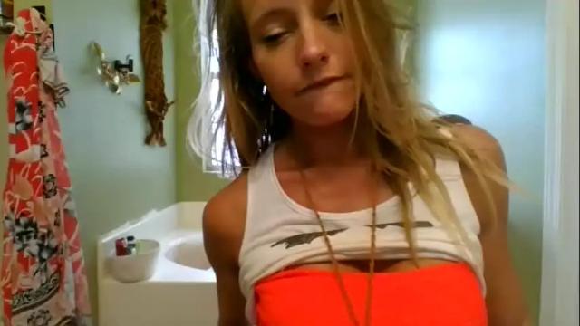 Image 10 of tiffanydove Stream on Chaturbate on 8 days ago