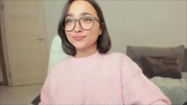 Image 3 of tiffanyflynn Stream on Chaturbate on 15 months ago