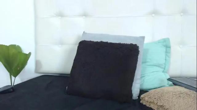 Image 8 of tiffanyfox_1 Stream on Chaturbate on 1 month ago