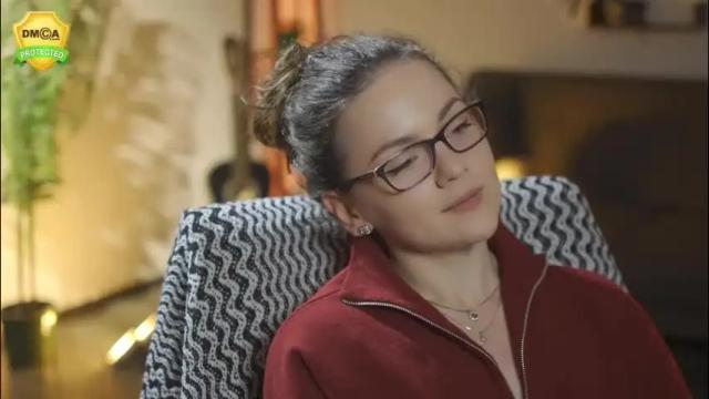 Image 7 of tiffanyriox Stream on Chaturbate on 16 days ago