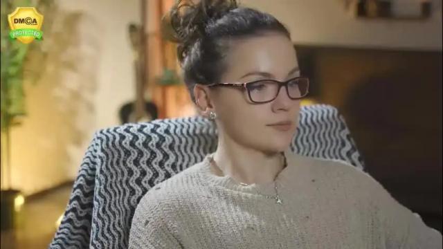 Image 4 of tiffanyriox Stream on Chaturbate on 15 days ago