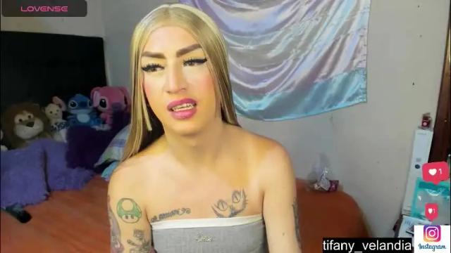Image 2 of tiffanys_sohot Stream on Chaturbate on 1 month ago