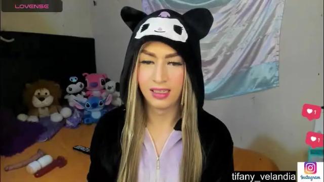 Image 2 of tiffanys_sohot Stream on Chaturbate on 22 days ago