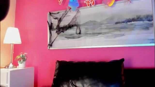 Image 2 of tiffanysuarez_ Stream on Chaturbate on 1 month ago