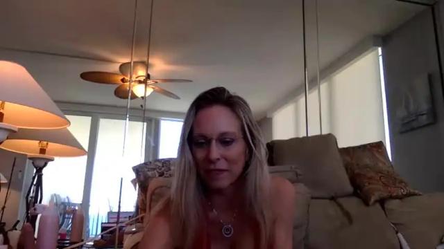 Image 4 of tiffanytrouble34 Stream on Chaturbate on 14 months ago