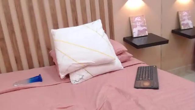 Image 10 of tiffanywalker__ Stream on Chaturbate on 16 months ago