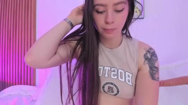 Image 11 of tiffanywright_ Stream on Chaturbate on 12 months ago