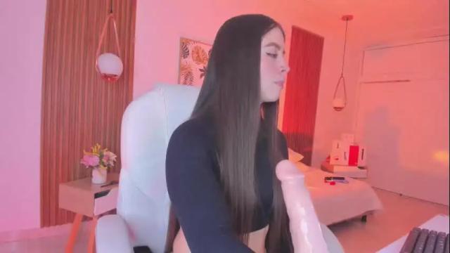 Image 6 of tiffanywright_ Stream on Chaturbate on 10 days ago