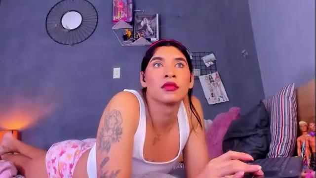 Image 3 of tiffbeautiful Stream on Chaturbate on 24 days ago