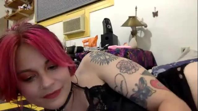 Image 3 of tigerlily228 Stream on Chaturbate on 1 month ago