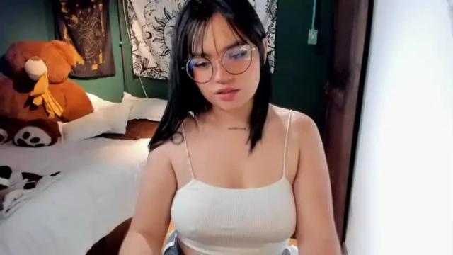 Image 12 of tigerlily__1 Stream on Chaturbate on 16 months ago