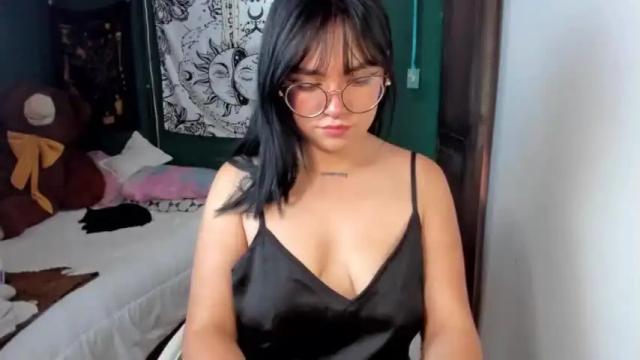 Image 10 of tigerlily__1 Stream on Chaturbate on 21 months ago