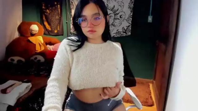 Image 7 of tigerlily__1 Stream on Chaturbate on 20 months ago