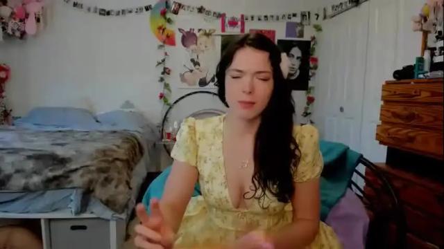Image 3 of tiggerrosey Stream on Chaturbate on 1 month ago