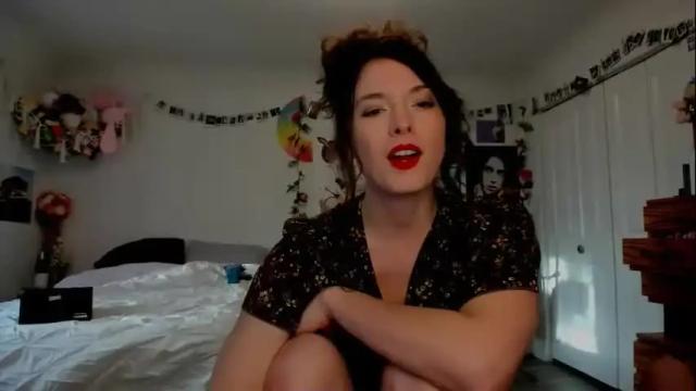Image 10 of tiggerrosey Stream on Chaturbate on 29 days ago
