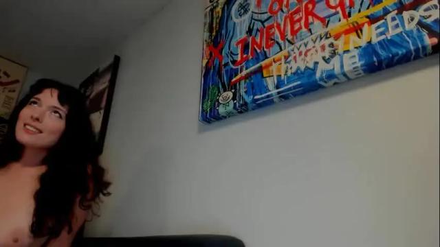Image 7 of tiggerrosey Stream on Chaturbate on 24 days ago