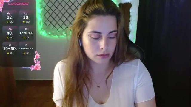 Image 4 of tiina_a Stream on Chaturbate on 6 months ago
