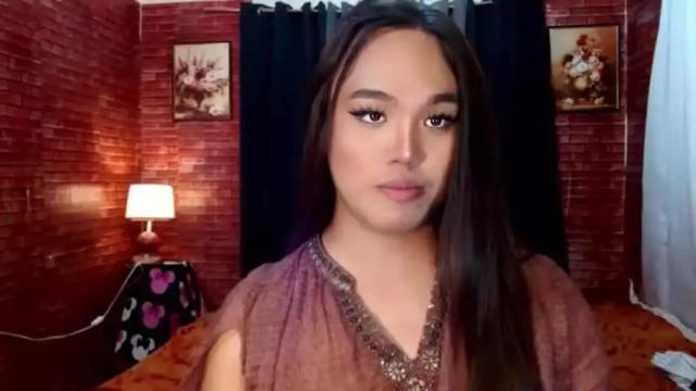 Image 3 of tikokaa Stream on Chaturbate on 17 months ago