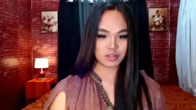 Image 4 of tikokaa Stream on Chaturbate on 15 months ago