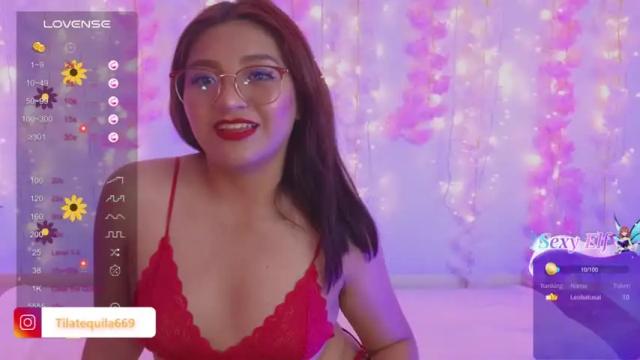 Image 12 of tilatequilas Stream on Chaturbate on 14 months ago