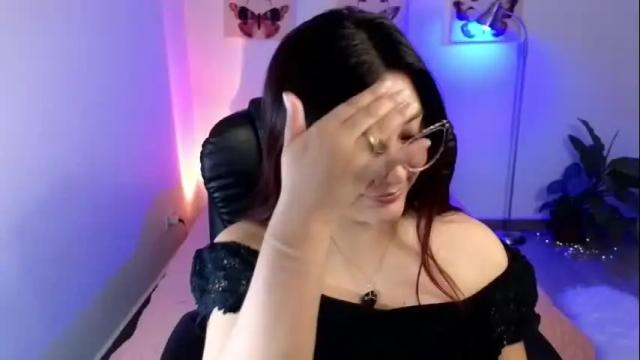 Image 3 of tilatequilas Stream on Chaturbate on 4 months ago