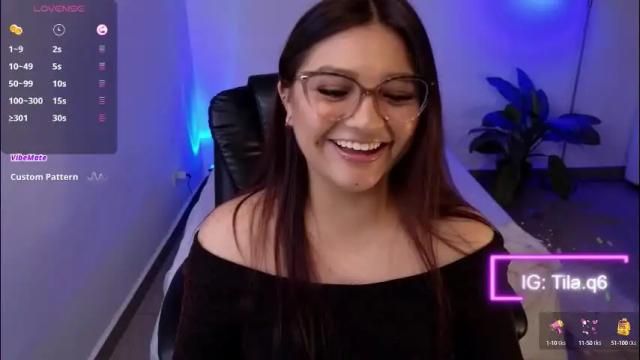 Image 2 of tilatequilas Stream on Chaturbate on 2 months ago