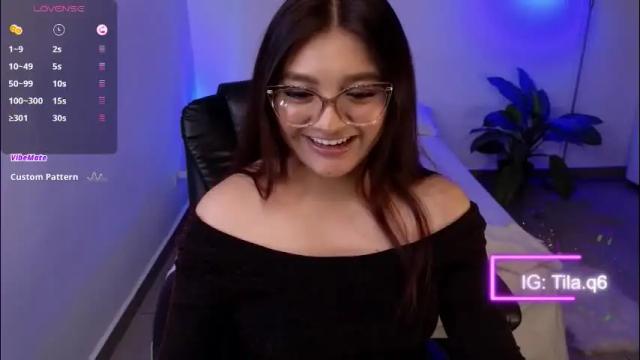 Image 3 of tilatequilas Stream on Chaturbate on 2 months ago