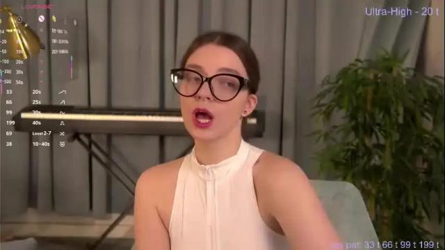 Image 3 of tilda_aikiss Stream on Chaturbate on 23 days ago