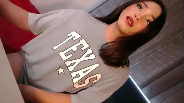 Image 3 of tina_allure Stream on Chaturbate on 23 days ago