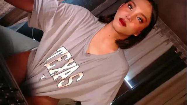 Image 2 of tina_allure Stream on Chaturbate on 9 days ago