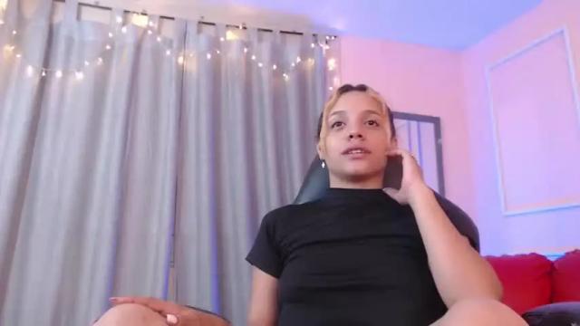 Image 7 of tina_claus Stream on Chaturbate on 17 months ago