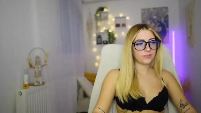 Image 10 of tina_nappi Stream on Chaturbate on 20 months ago