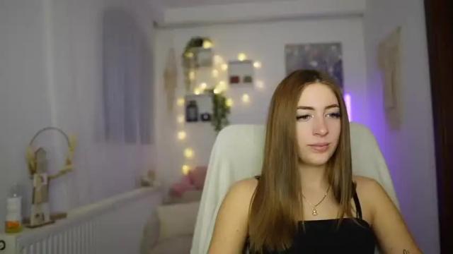 Image 2 of tina_nappi Stream on Chaturbate on 19 months ago