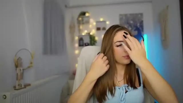Image 3 of tina_nappi Stream on Chaturbate on 19 months ago