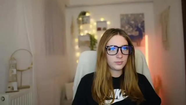 Image 10 of tina_nappi Stream on Chaturbate on 18 months ago