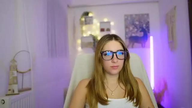 Image 2 of tina_nappi Stream on Chaturbate on 18 months ago