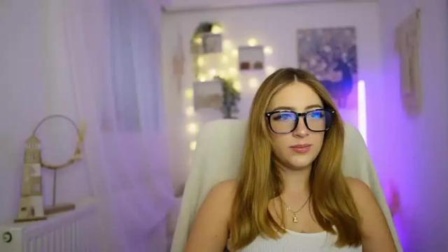 Image 2 of tina_nappi Stream on Chaturbate on 17 months ago