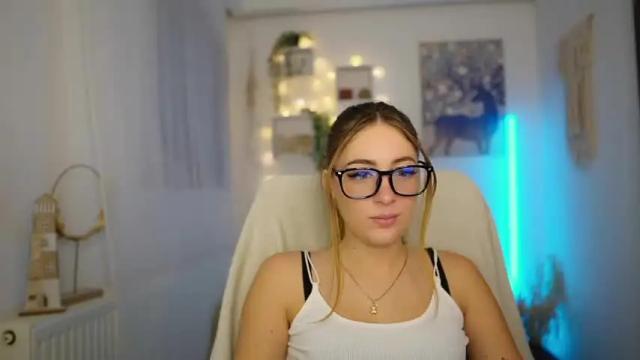 Image 10 of tina_nappi Stream on Chaturbate on 17 months ago