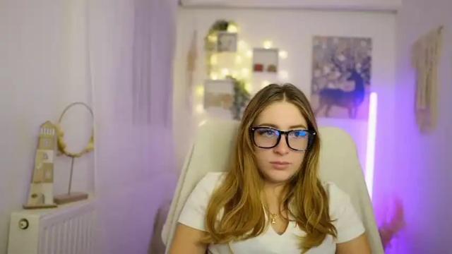 Thumbnail 2, tina_nappi's Stream at Chaturbate, 17 months ago