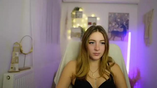 Thumbnail 3, tina_nappi's Stream at Chaturbate, 17 months ago