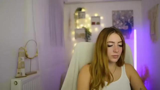 Image 2 of tina_nappi Stream on Chaturbate on 17 months ago