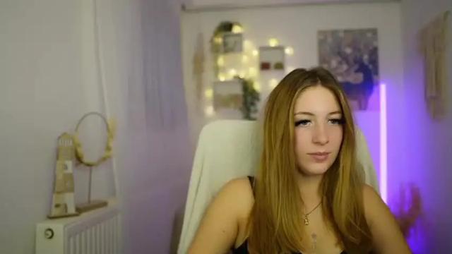Image 3 of tina_nappi Stream on Chaturbate on 17 months ago