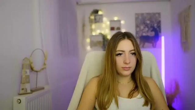 Image 4 of tina_nappi Stream on Chaturbate on 17 months ago