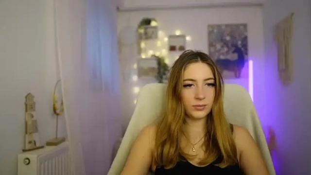 Image 3 of tina_nappi Stream on Chaturbate on 16 months ago