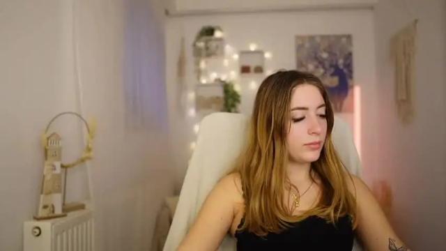 Image 6 of tina_nappi Stream on Chaturbate on 16 months ago