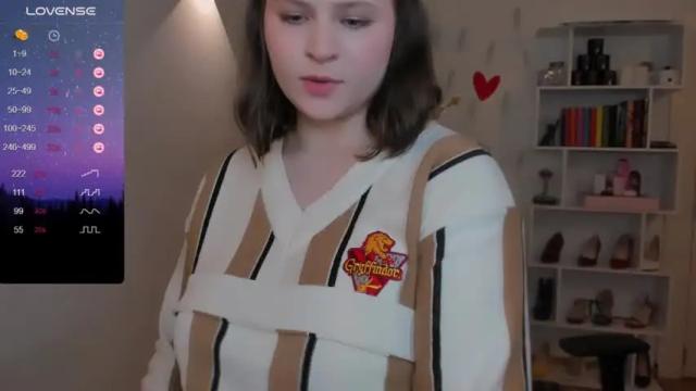 Image 3 of tinaangelll Stream on Chaturbate on 14 months ago