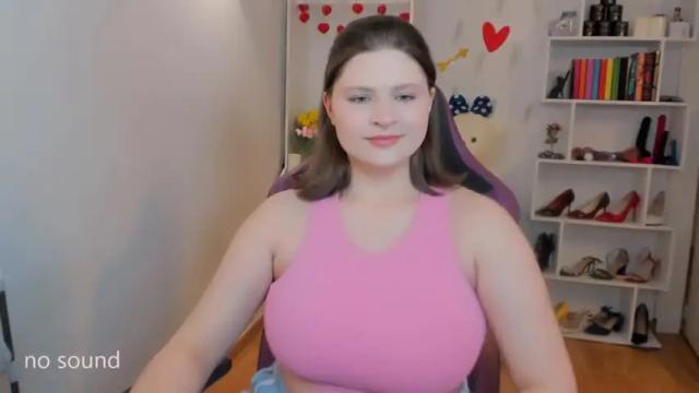 Image 4 of tinaangelll Stream on Chaturbate on 14 months ago