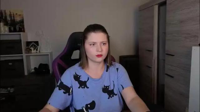 Image 10 of tinaangelll Stream on Chaturbate on 1 month ago