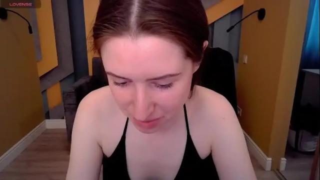 Image 4 of tinabakers Stream on Chaturbate on 5 months ago